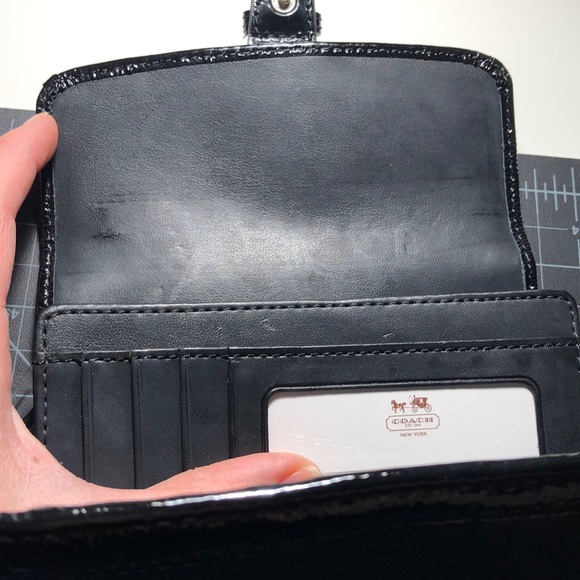 New coach wallet - Picture 4 of 7